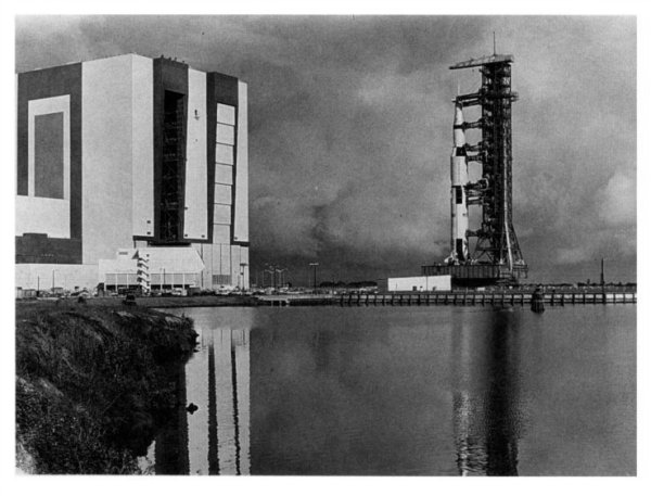 Kennedy-Space-Center-mid-1960s-4